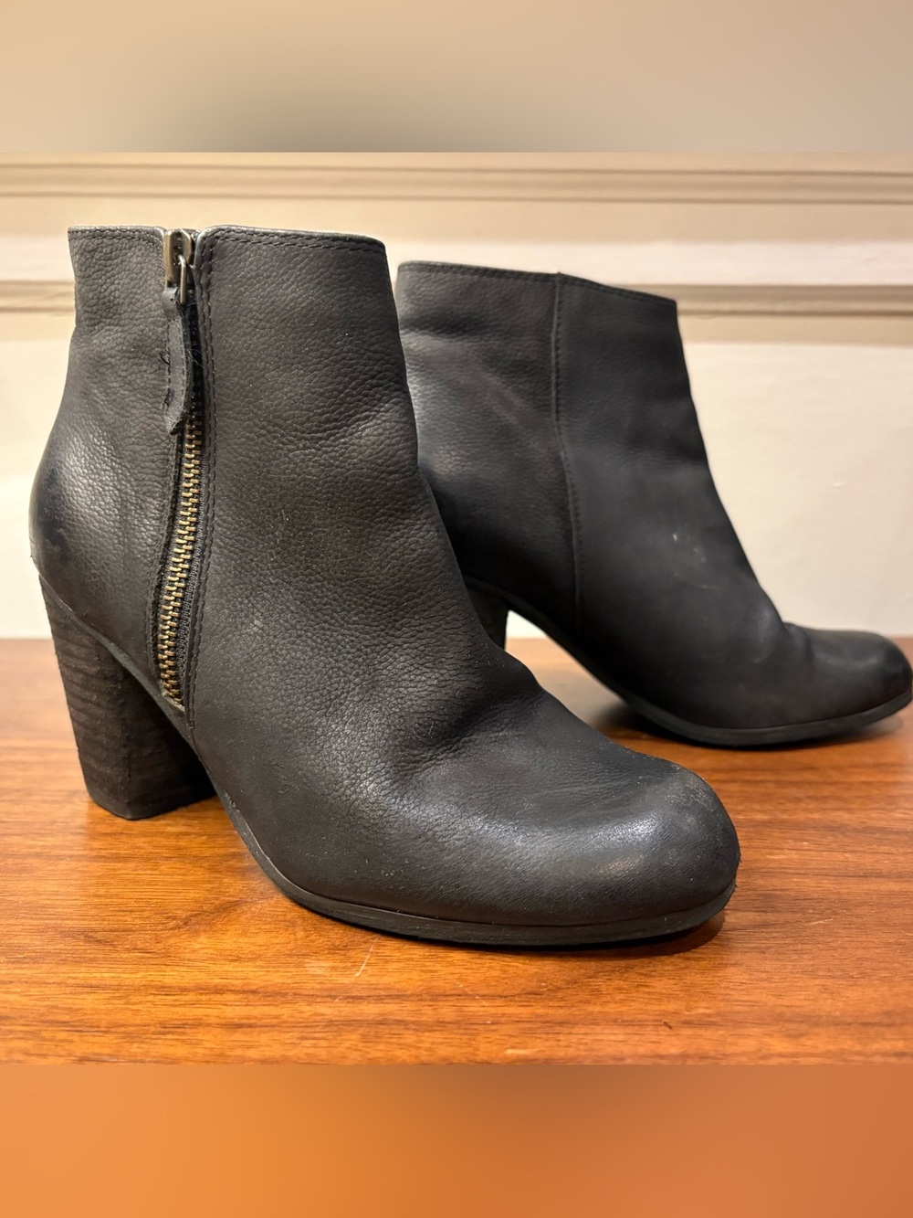 BP Trolley Black Booties. Size 5